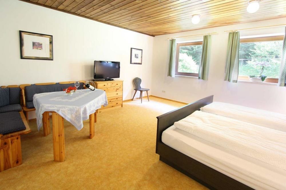Apartamento Baerenwirt Mittenwald Exterior foto